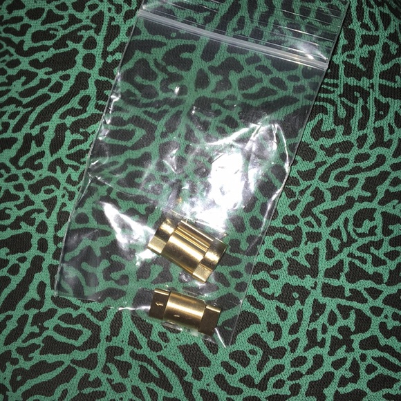 Michael Khors Watch - Picture 5 of 7